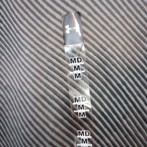 Under Armour The Tech Tee Black & Grey Shadow Stripes T-Shirt & Socks Bundle - Picture 8 of 12